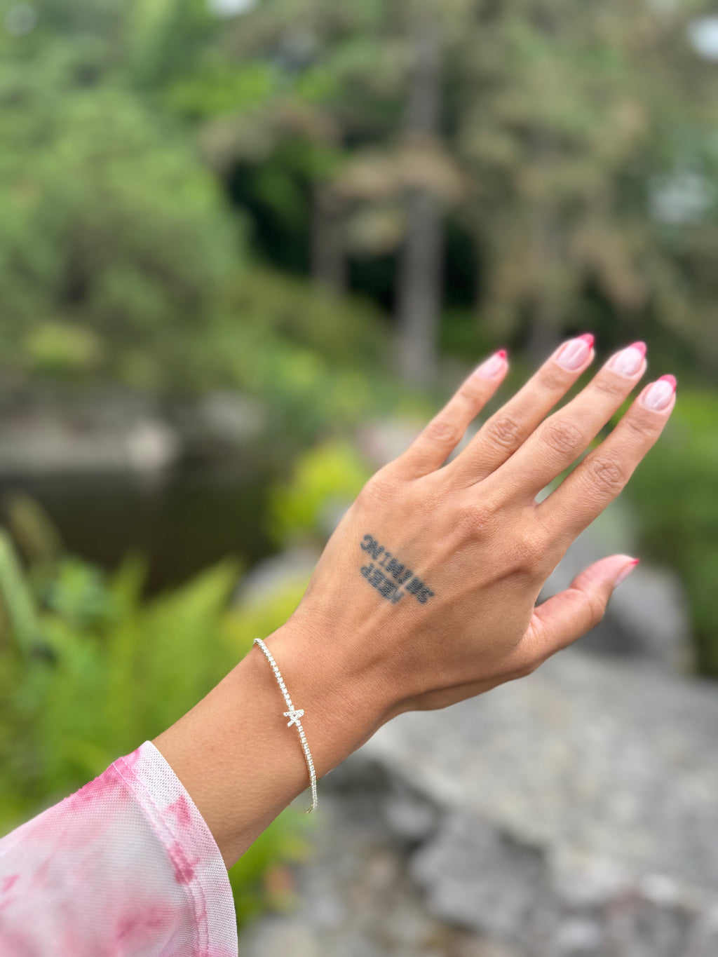 Initial Glam Armband