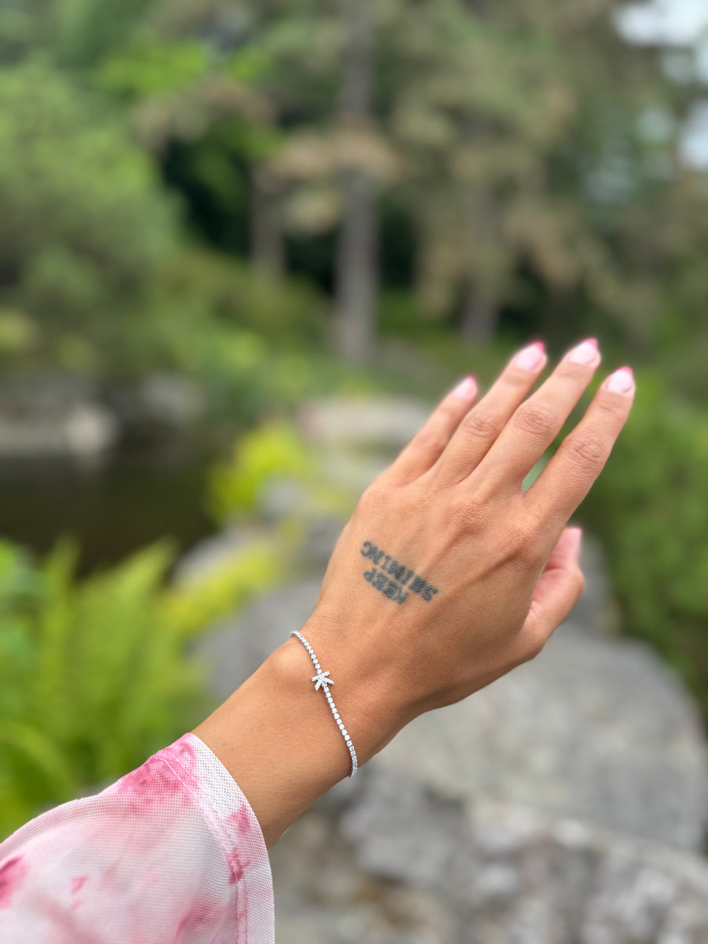 Initial Glam Armband