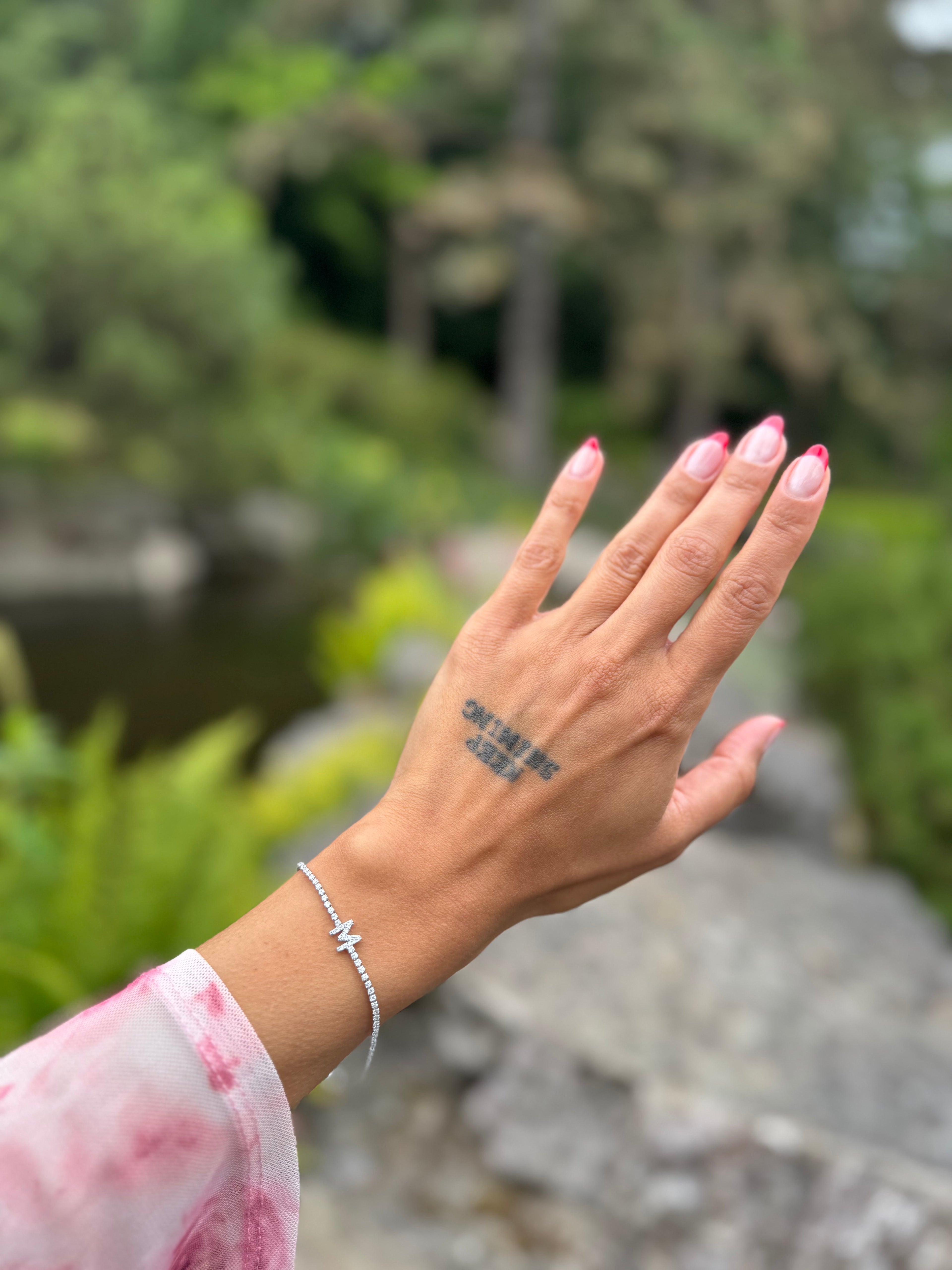 Initial Glam Armband