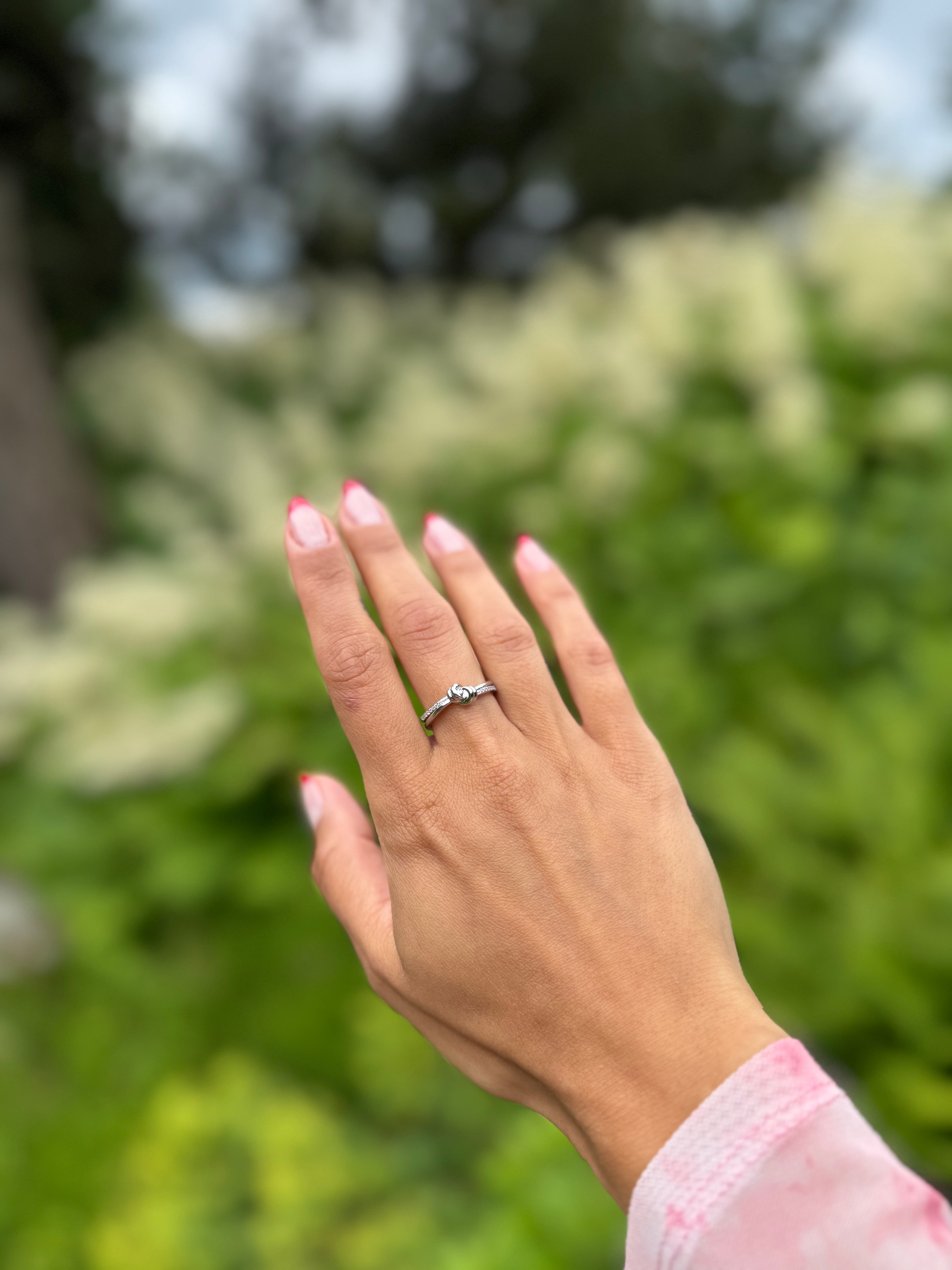 Velia Ring