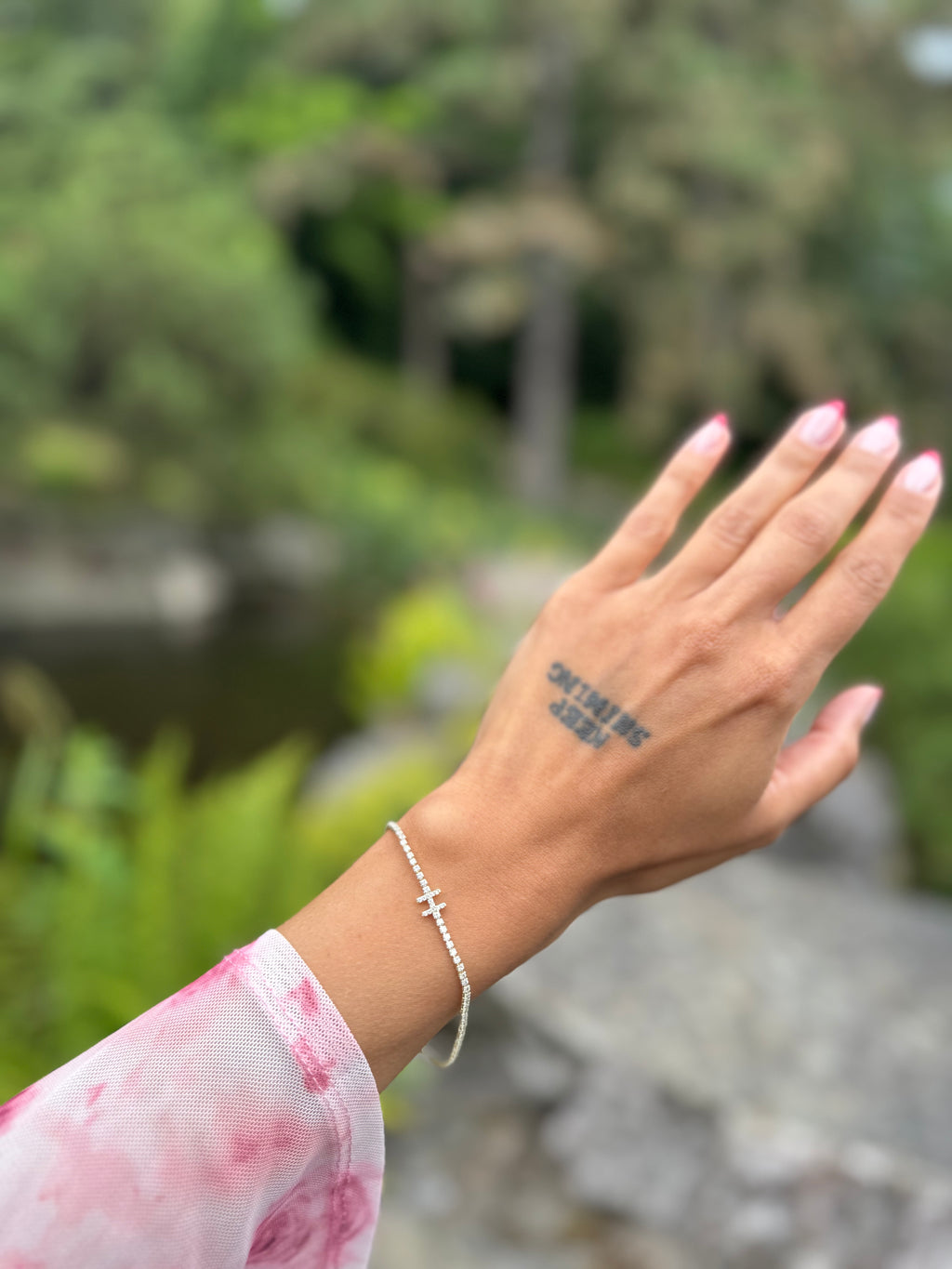 Initial Glam Armband